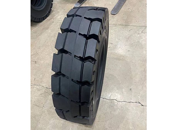 叉車(chē)實(shí)心輪胎